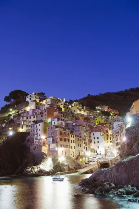 Framed Print : Clifftop village of Riomaggiore, Cinque Terre, UNESCO World Heritage Site Framed Print : Clifftop village of Riomaggiore, Cinque Terre, UNESCO World Heritage Site