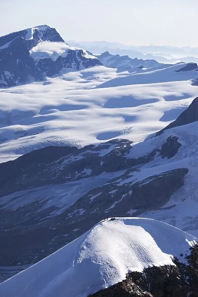 Climbers on Peak Castore in the Monte Rosa massif, Italian Alps, Piedmont, Italy, Europe