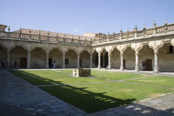 Framed Print : Cloisters and courtyards of Salamanca University Framed Print : Cloisters and courtyards of Salamanca University
