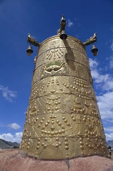 Close-up of gold ornament on top of Jokhang temple, Lhasa, Tibet, China, Asia