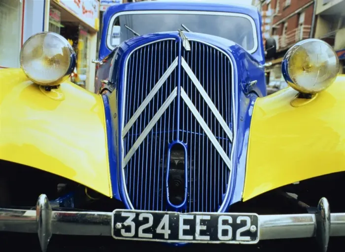Framed Print : Close-up of front radiator, number plate and lamps on a Citroen 4CV in France, Europe Framed Print : Close-up of front radiator, number plate and lamps on a Citroen 4CV in France, Europe