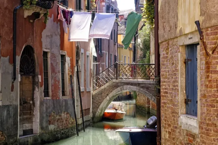 Framed Print : Clothes lines, Venice, UNESCO World Heritage Site, Veneto, Italy, Europe Framed Print : Clothes lines, Venice, UNESCO World Heritage Site, Veneto, Italy, Europe
