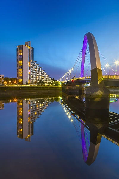 Clyde Arc (Squinty Bridge) at sunset, River Clyde, Glasgow, Scotland, United Kingdom