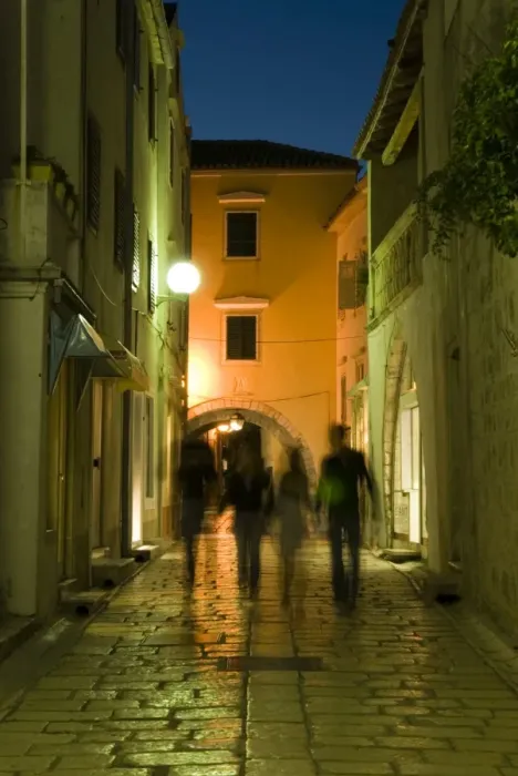 Framed Print : Cobbled street in old town, Rab Town, Rab Island, Kvarner Gulf, Croatia, Europe Framed Print : Cobbled street in old town, Rab Town, Rab Island, Kvarner Gulf, Croatia, Europe