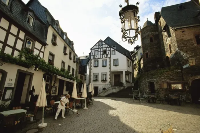 Framed Print : Cochem, Rhineland Palatinate Framed Print : Cochem, Rhineland Palatinate