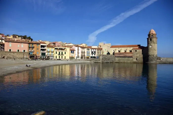 Framed Print : Collioure, Cote Vermeille, Languedoc Roussillon, France, Europe Framed Print : Collioure, Cote Vermeille, Languedoc Roussillon, France, Europe