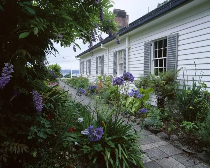 Framed Print : Colonial architecture and gardens Framed Print : Colonial architecture and gardens