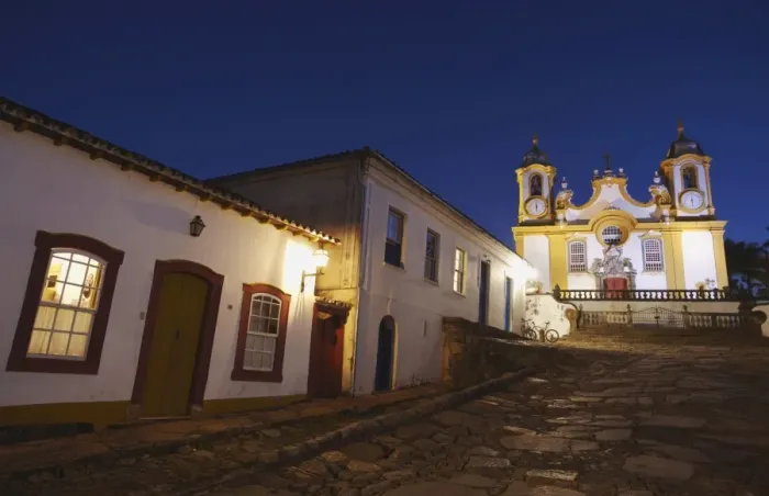 Framed Print : Colonial houses and Matriz de Santo Antonio Church at dusk, Tiradentes, Minas Gerais, Brazil, South America Framed Print : Colonial houses and Matriz de Santo Antonio Church at dusk, Tiradentes, Minas Gerais, Brazil, South America