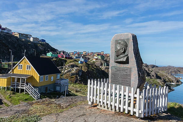 The colorful Danish town of Sisimiut, Western Greenland, Polar Regions