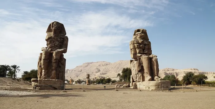 Framed Print : Colossi of Memnon, Luxor, Egypt Framed Print : Colossi of Memnon, Luxor, Egypt
