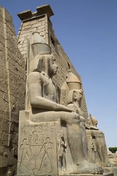 Colossi of Ramses II, Luxor Temple, Luxor, Thebes, UNESCO World Heritage Site, Egypt