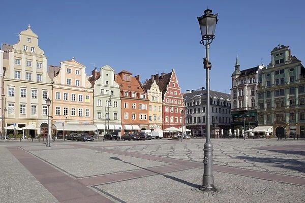 Colourful architecture, Salt Square, Old Town, Wroclaw, Silesia, Poland, Europe