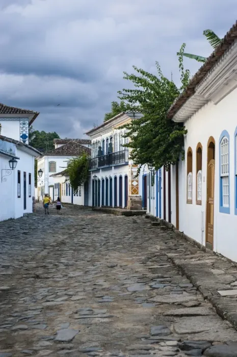 Framed Print : Colourful colonial houses in Paraty, south of Rio de Janeiro, Brazil, South America Framed Print : Colourful colonial houses in Paraty, south of Rio de Janeiro, Brazil, South America
