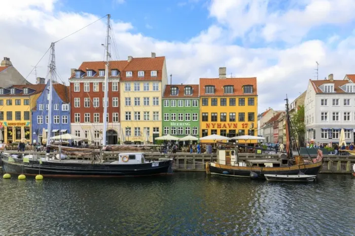 Framed Print : Colourful facades along canal and entertainment district of Nyhavn, Copenhagen, Denmark Framed Print : Colourful facades along canal and entertainment district of Nyhavn, Copenhagen, Denmark