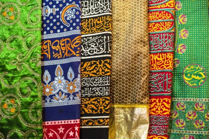 Framed Print : Colourful pashmina scarves, New Delhi, India, Asia Framed Print : Colourful pashmina scarves, New Delhi, India, Asia