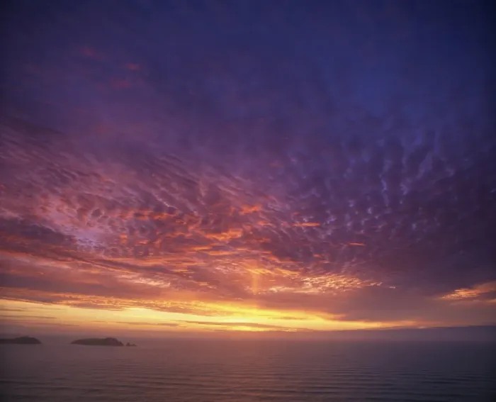 Framed Print : Colourful skies at dusk Framed Print : Colourful skies at dusk