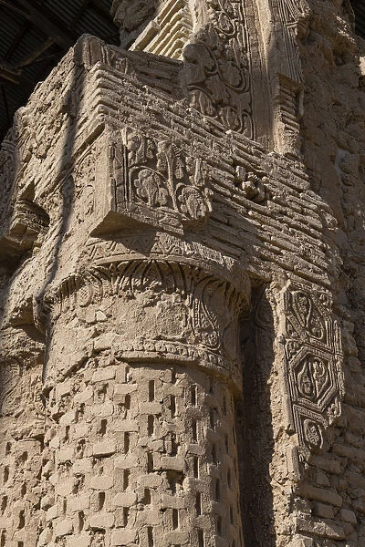 Detail of columns and arches, Haji Piyada Mosque (Noh Gonbad Mosque), Balkh, Afghanistan