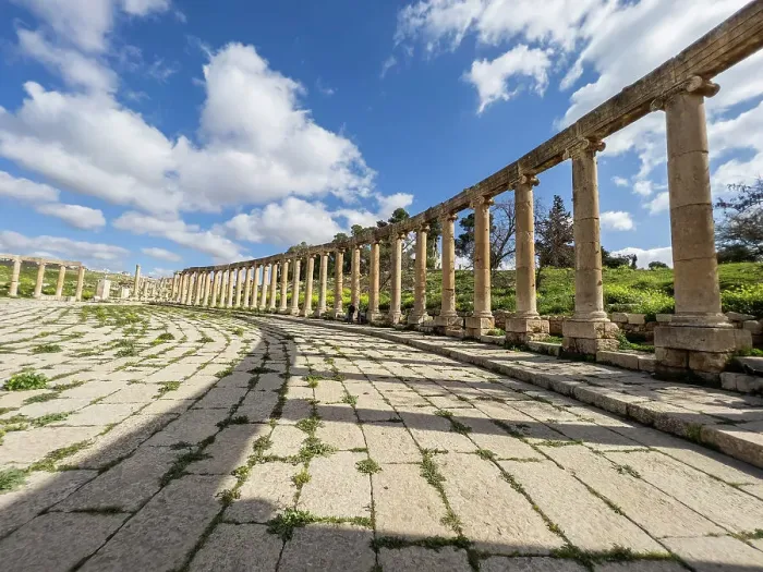Framed Print : Columns in the Oval Plaza in the ancient city of Jerash, believed to be founded in 331 BC by Alexander the Great, Jerash, Jordan, Middle East Framed Print : Columns in the Oval Plaza in the ancient city of Jerash, believed to be founded in 331 BC by Alexander the Great, Jerash, Jordan, Middle East