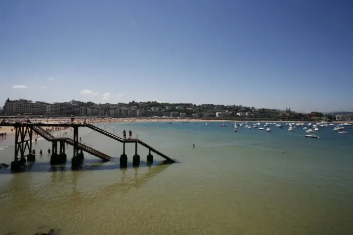 Framed Print : Concha bay, San Sebastian, Pays Basque, Euskadi, Spain, Europe