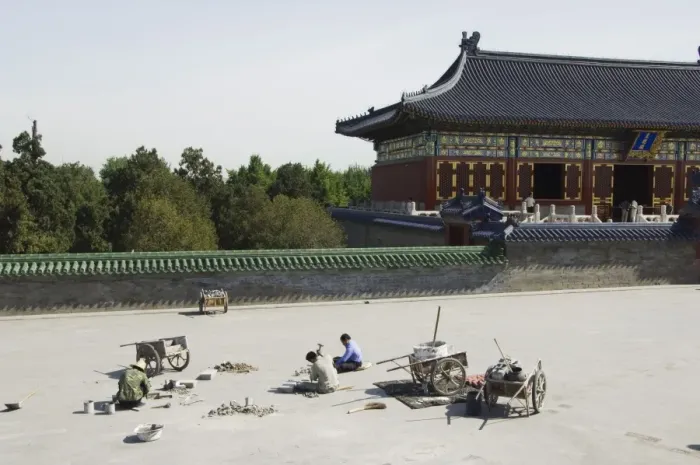 Framed Print : Construction workers repairing the square at The Temple of Heaven, UNESCO World Heritage Site Framed Print : Construction workers repairing the square at The Temple of Heaven, UNESCO World Heritage Site