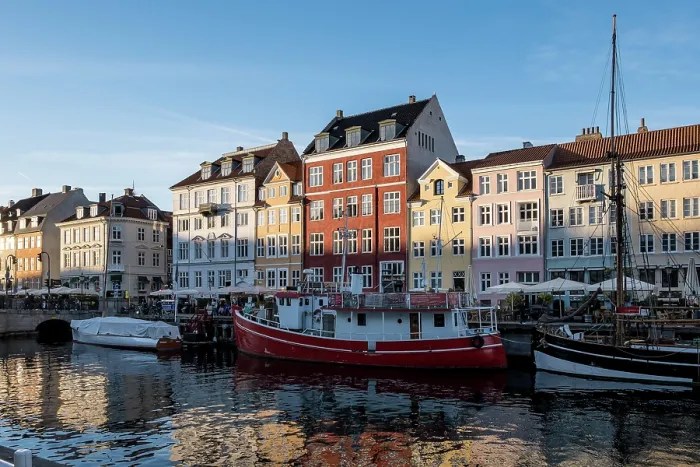 Framed Print : Copenhagen, Denmark ' View of Nyhavn (New Haven), a 17th-century waterfront and canal lined with colorful historic townhouses, cafes, and wooden ships Framed Print : Copenhagen, Denmark ' View of Nyhavn (New Haven), a 17th-century waterfront and canal lined with colorful historic townhouses, cafes, and wooden ships