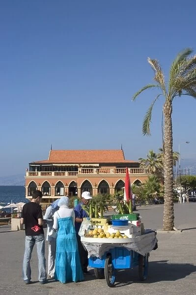 Corn seller on the Corniche