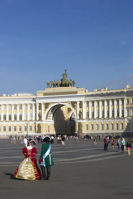 Framed Print : Costumed figures in Palace Square, and General Staff Building, Palace Square, St. Petersburg, Russia, Europe Framed Print : Costumed figures in Palace Square, and General Staff Building, Palace Square, St. Petersburg, Russia, Europe
