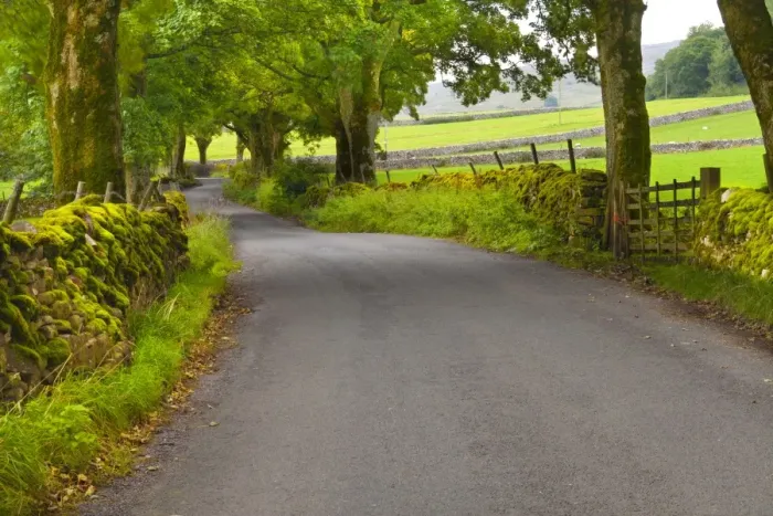 Framed Print : Country road, Yorkshire Dales National Park, Yorkshire, England, United Kingdom, Europe Framed Print : Country road, Yorkshire Dales National Park, Yorkshire, England, United Kingdom, Europe