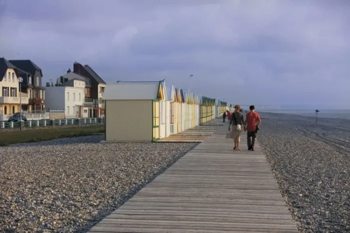 Framed Print : Couple walking along wooden planche (boardwalk), shingle beach, Cayeux sur Mer Framed Print : Couple walking along wooden planche (boardwalk), shingle beach, Cayeux sur Mer