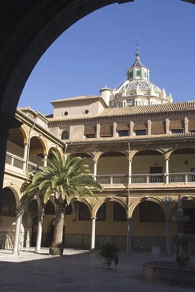 Courtyard of the Hospital of San Juan de Dios