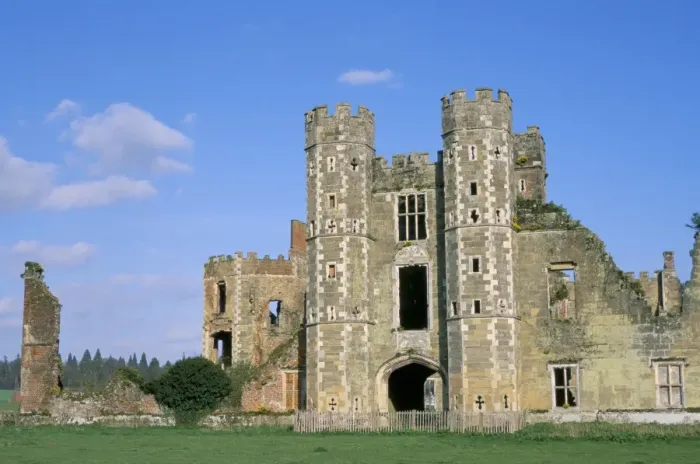 Framed Print : Cowdray ruins, Midhurst, West Sussex, England, United Kingdom, Europe Framed Print : Cowdray ruins, Midhurst, West Sussex, England, United Kingdom, Europe