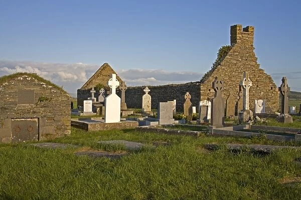 Cross Village Graveyard, Loop Head, County Clare, Munster, Republic of Ireland, Europe