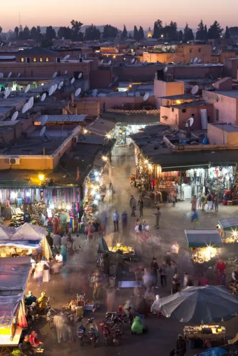 Framed Print : Crowds of locals and tourists walking among the shops and stalls in the Djemaa el Fna at sunset, Marrakech, Morocco, North Africa, Africa Framed Print : Crowds of locals and tourists walking among the shops and stalls in the Djemaa el Fna at sunset, Marrakech, Morocco, North Africa, Africa