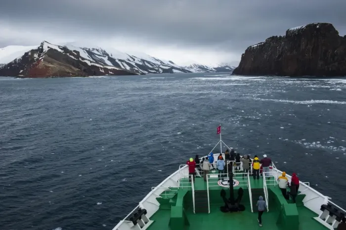 Framed Print : Cruise ship approaching Deception Island, South Shetland Islands, Antarctica, Polar Regions