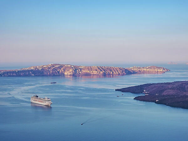 Cruise Ship at the caldera seen from Fira, Santorini (Thira) Island, Cyclades, Greek Islands, Greece, Europe