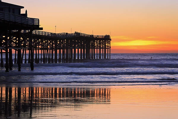 Crystal Pier, Pacific Beach, San Diego, California, United States of America, North