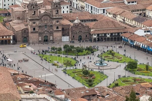 Cuzco cityscape with Plaza de Armas from hill above city, Cuzco, UNESCO World Heritage Site, Peru, South America