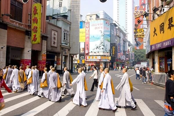 Dafo Buddhist temple monks, Guangzhou (Canton), Guangdong, China, Asia