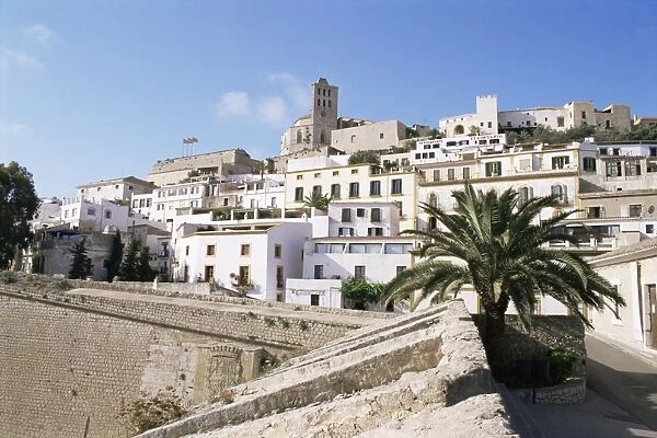 Dalt Vila, Eivissa