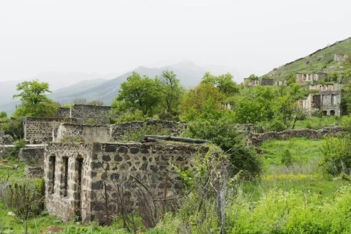 Framed Print : Damaged houses in Karvachar, independent Armenian enclave within Azerbaijan, Nagorno-Karabakh Framed Print : Damaged houses in Karvachar, independent Armenian enclave within Azerbaijan, Nagorno-Karabakh