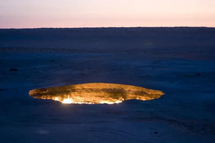 Framed Print : Darvaza Gas crater, Turkmenistan, Central Asia, Asia Framed Print : Darvaza Gas crater, Turkmenistan, Central Asia, Asia