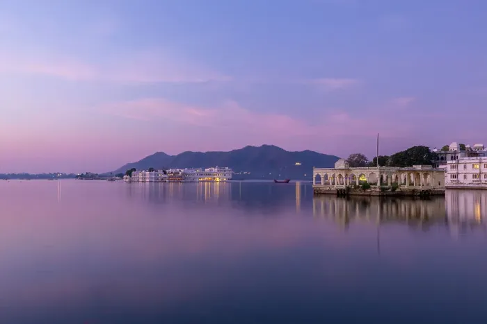 Framed Print : Dawn at the Lake Palace, Lake Pichola, Udaipur, Rajasthan, India, South Asia, Asia Framed Print : Dawn at the Lake Palace, Lake Pichola, Udaipur, Rajasthan, India, South Asia, Asia