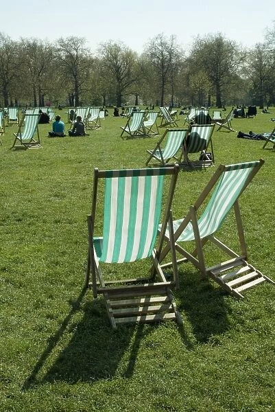 Deck chairs, Green Park, London, England, United Kingdom, Europe