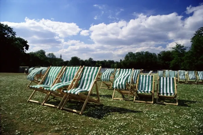 Framed Print : Deckchairs in Regents Park, London, England, United Kingdom, Europe Framed Print : Deckchairs in Regents Park, London, England, United Kingdom, Europe