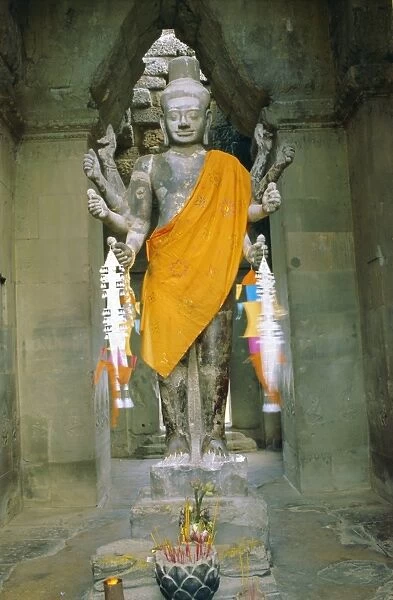 Decorated statue, Angkor Wat, Angkor, Siem Reap, Cambodia, Asia