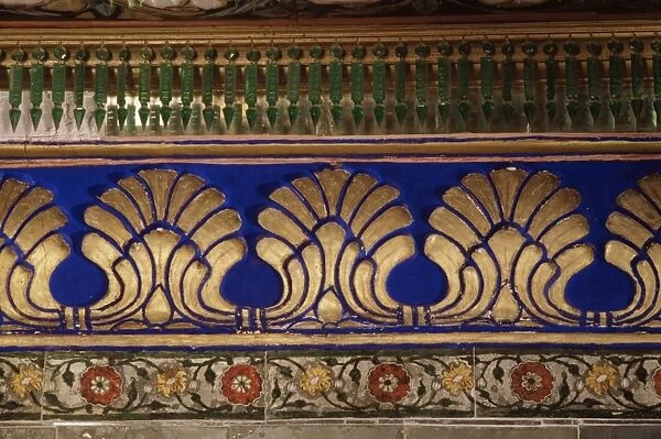 Decorative detail in the Sheesh Mahal