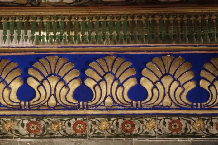 Framed Print : Decorative detail in the Sheesh Mahal Framed Print : Decorative detail in the Sheesh Mahal