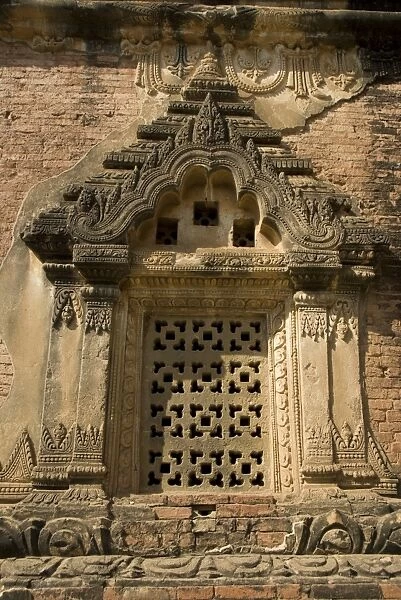 Decorative stucco, Gubyaukgyi Temple, Bagan (Pagan), Myanmar (Burma), Asia