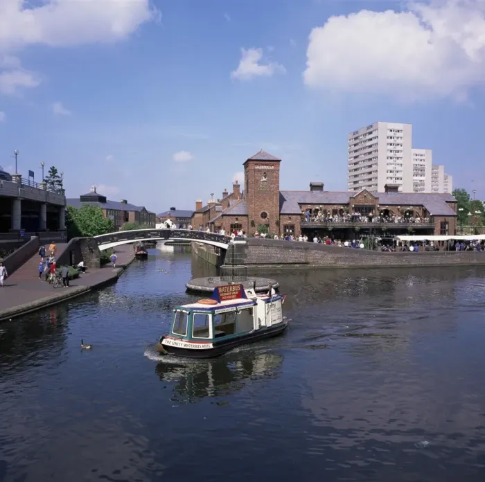 Framed Print : Deep Cutting Junction canal crossroads with Malt House and waterbus, Birmingham Framed Print : Deep Cutting Junction canal crossroads with Malt House and waterbus, Birmingham