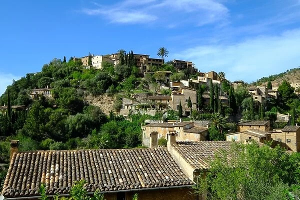 Deia village, Tramuntana Mountain Range, Majorca, Balearic Islands, Spain, Europe
